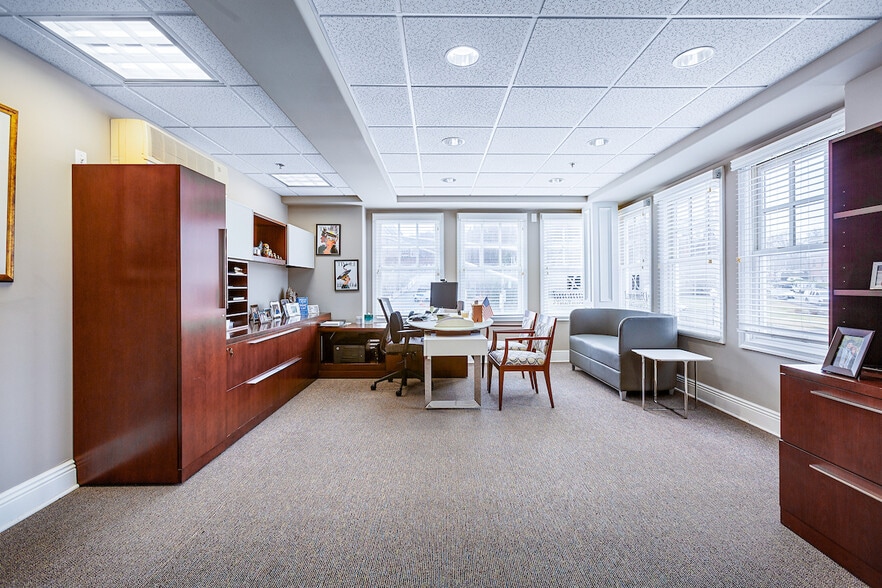 36 Cattano Ave, Morristown, NJ for lease - Building Photo - Image 3 of 10