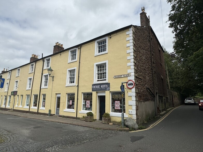 23-25 Market Pl, Brampton for lease - Primary Photo - Image 1 of 1