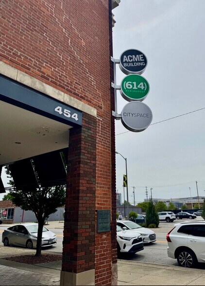454-464 E Main St, Columbus, OH à louer - Photo du bâtiment - Image 3 de 11
