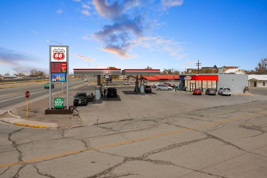 1601 Main St, Alamosa, CO for sale - Primary Photo - Image 1 of 13