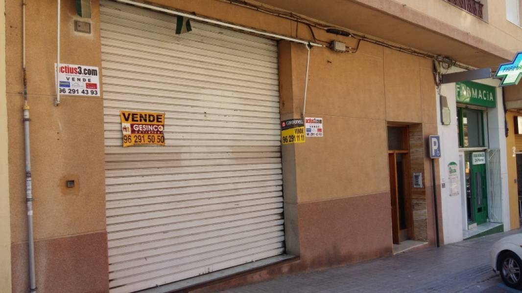 Commerce de détail dans Ontinyent, Valencia à vendre Photo du bâtiment- Image 1 de 2