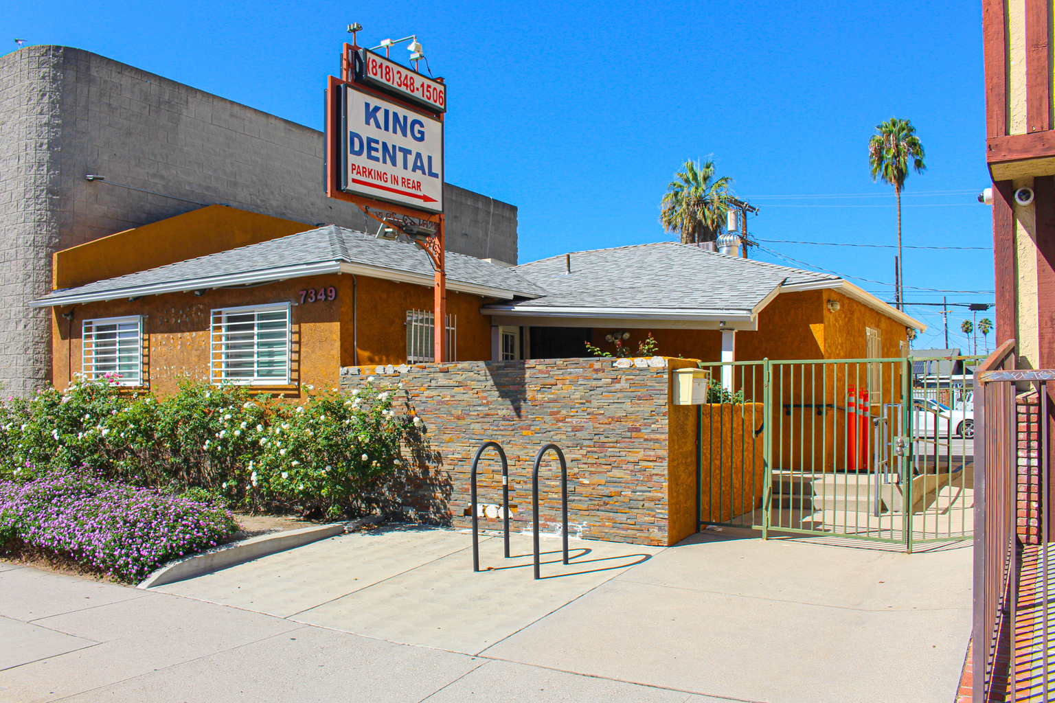 7349 Topanga Canyon Blvd, Canoga Park, CA à vendre Photo du bâtiment- Image 1 de 1