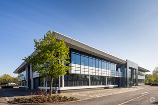 Plus de détails pour Watchmoor Rd, Camberley - Bureau à louer