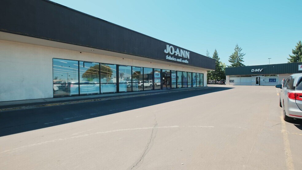 2248 Santiam Hwy SE, Albany, OR à louer - Vidéo sur l’inscription commerciale - Image 2 de 41