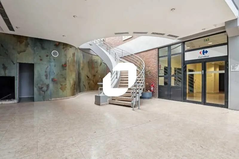 Retail in Évry-Courcouronnes for lease - Lobby - Image 2 of 14