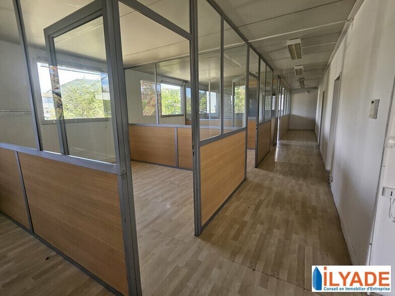 Rue André Marie Ampère, Velaux for lease - Interior Photo - Image 2 of 6