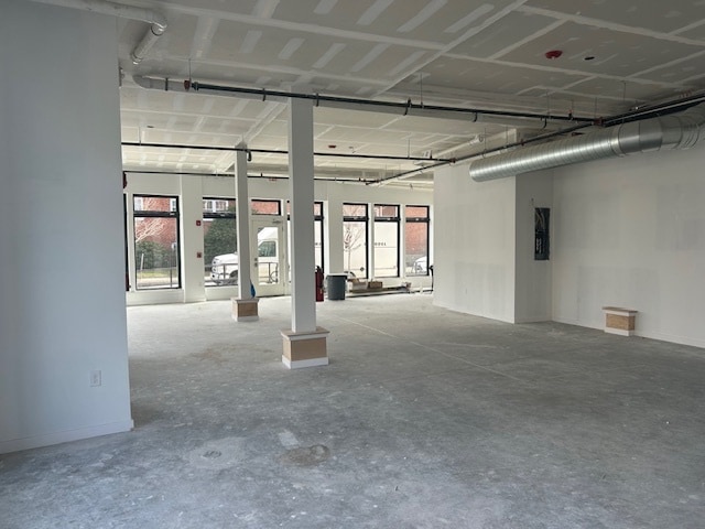 80 Broadway, Arlington, MA for lease - Interior Photo - Image 3 of 6