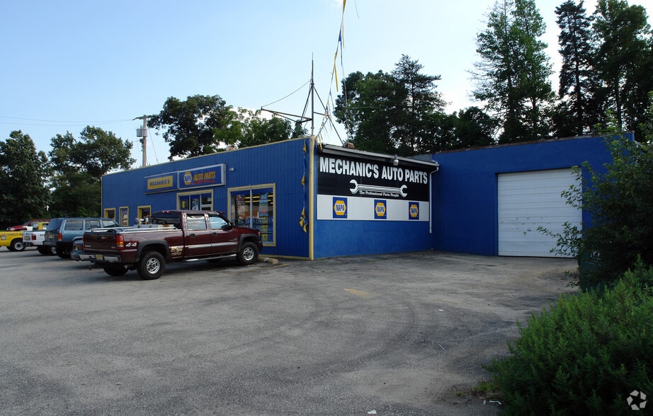 236 S White Horse Pike, Berlin, NJ à louer - Photo du bâtiment - Image 2 de 6