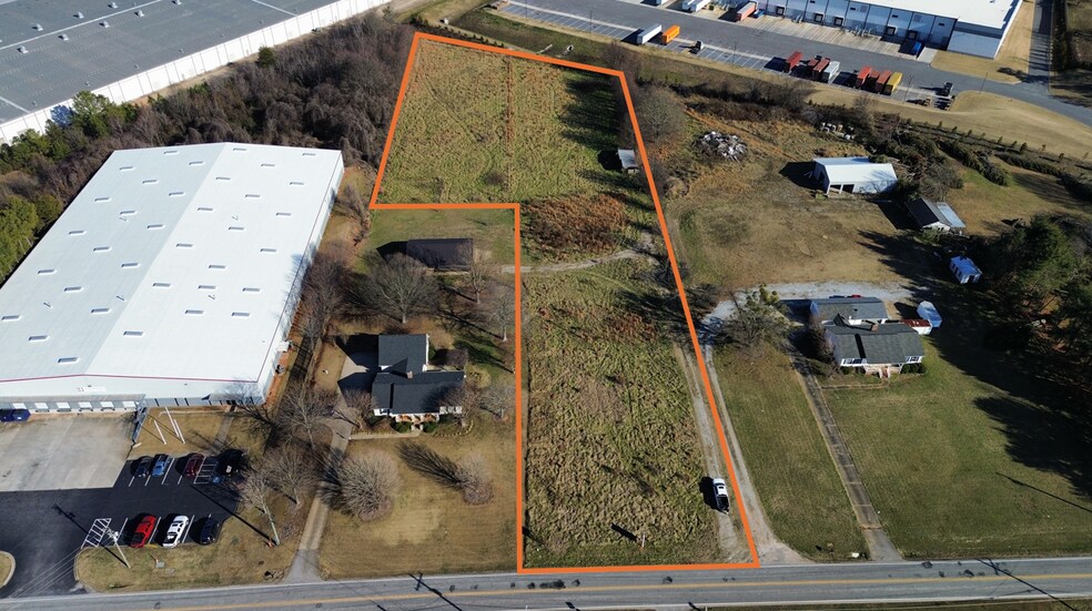 1265 Woods Chapel Rd, Duncan, SC for sale - Aerial - Image 1 of 2