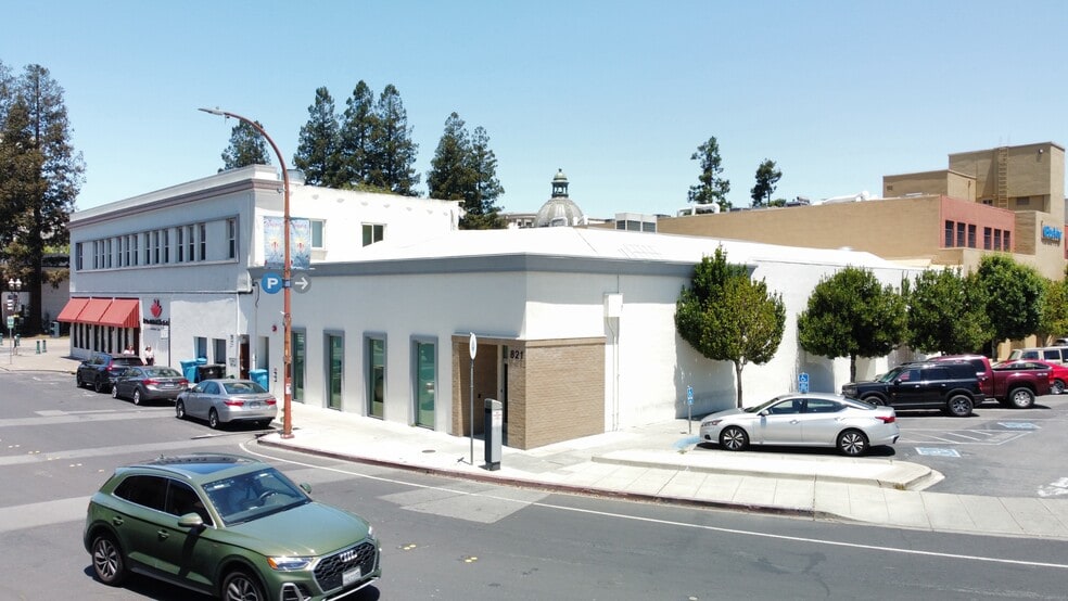 821 Winslow St, Redwood City, CA for lease - Building Photo - Image 2 of 8