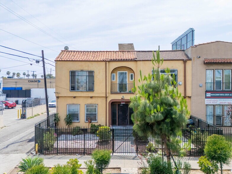 1014 W 57th St, Los Angeles, CA à vendre - Photo du bâtiment - Image 2 de 11