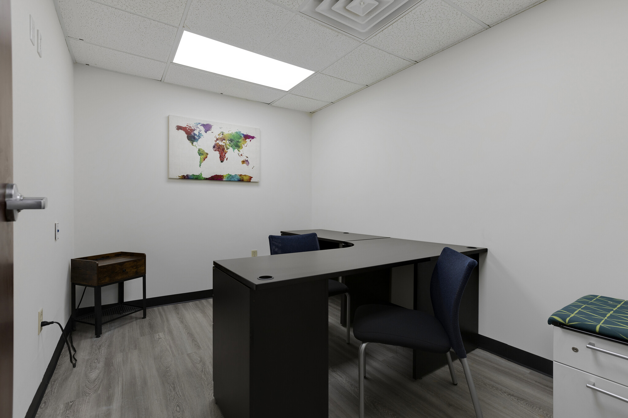 7501-7509 Murdoch Ave, Saint Louis, MO for lease Interior Photo- Image 1 of 1