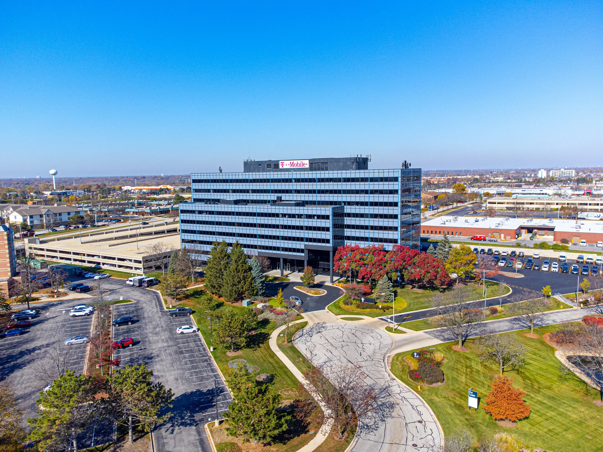 1400 Opus Pl, Downers Grove, IL à louer Photo du bâtiment- Image 1 de 9