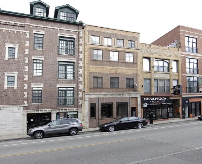 Plus de détails pour 3347 N Clark St, Chicago, IL - Commerce de détail à vendre