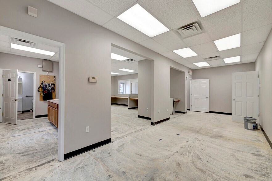 28-30 W Ayre St, Wilmington, DE à louer - Hall d’entrée - Image 3 de 10