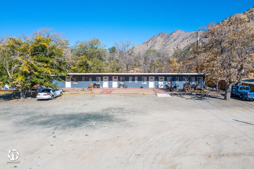 12041 Sierra Way, Kernville, CA à vendre - Photo du bâtiment - Image 2 de 20