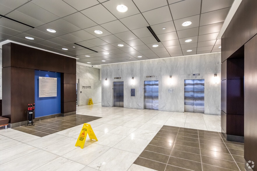 1565 Carling Ave, Ottawa, ON for lease - Lobby - Image 2 of 6