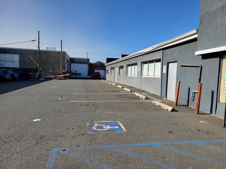 1111 Main St, Asbury Park, NJ à vendre - Photo du bâtiment - Image 2 de 3