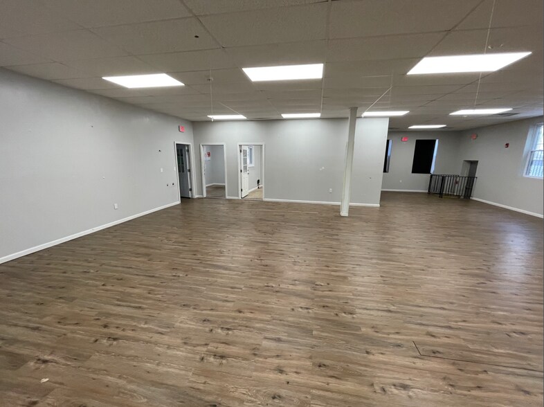 124-130 Lyons Ave, Newark, NJ à vendre - Photo du bâtiment - Image 3 de 9