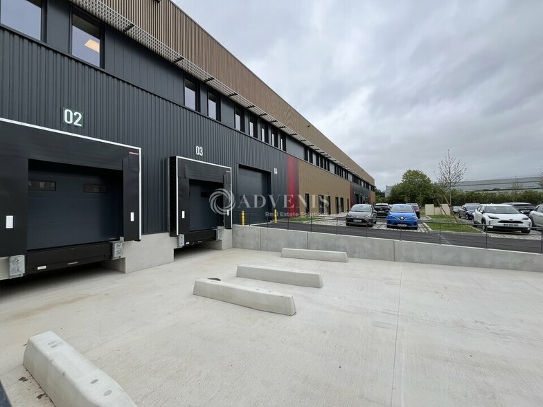 Industrial in Mitry-Mory for lease - Building Photo - Image 1 of 12