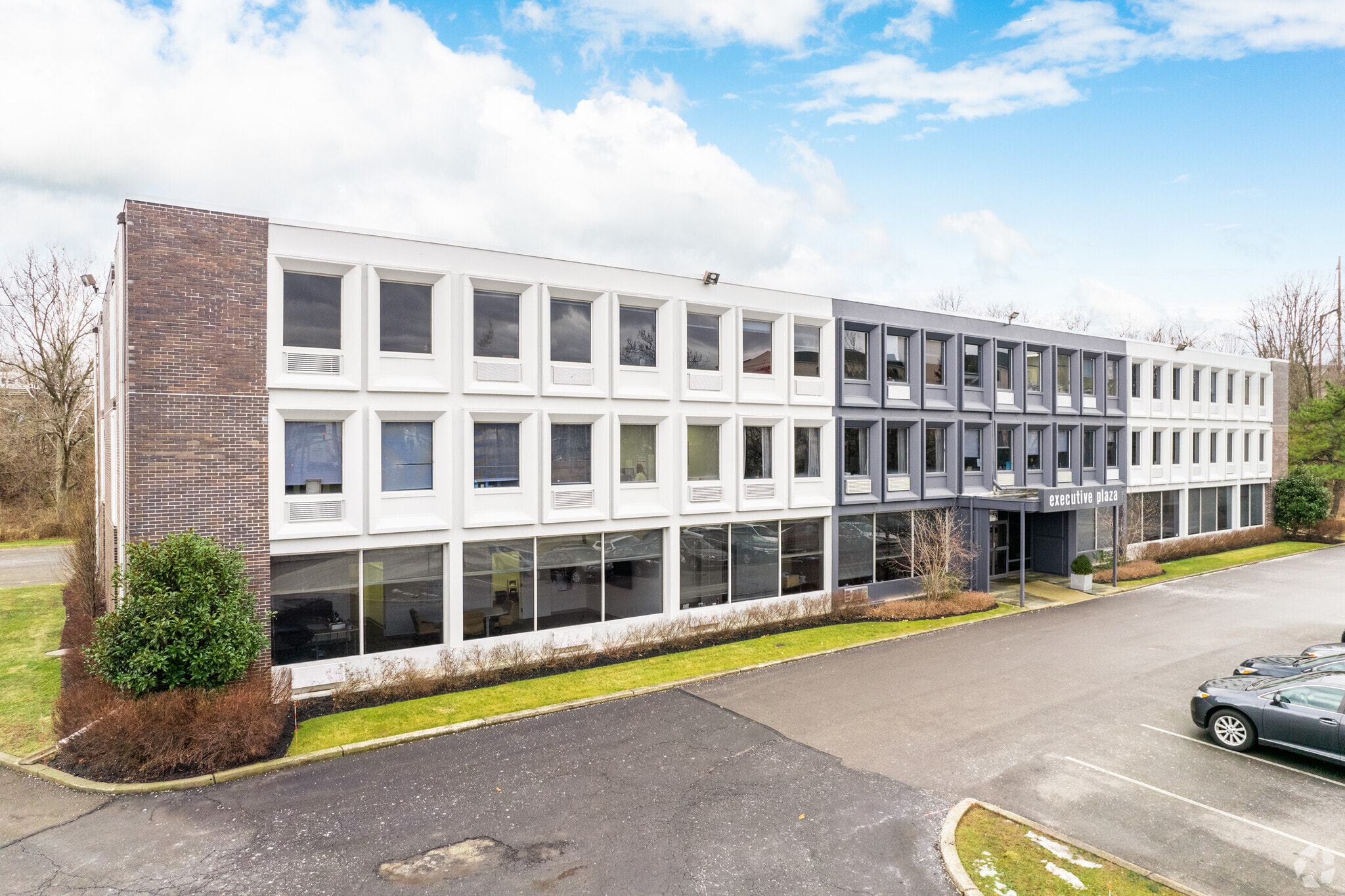 540 Pennsylvania Ave, Fort Washington, PA for lease Building Photo- Image 1 of 17