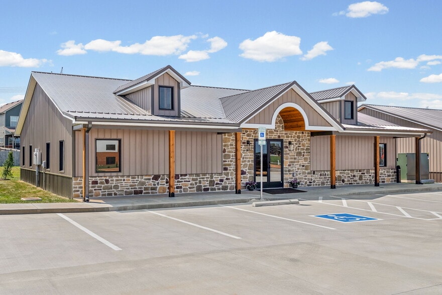 2510 Pea Ridge Rd, Clarksville, TN for lease - Building Photo - Image 3 of 47