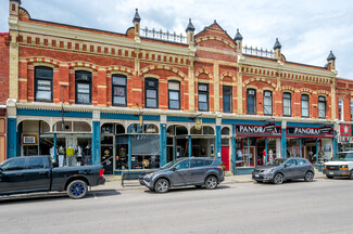 Plus de détails pour 179-191 Queen St, Scugog, ON - Vente au détail à louer