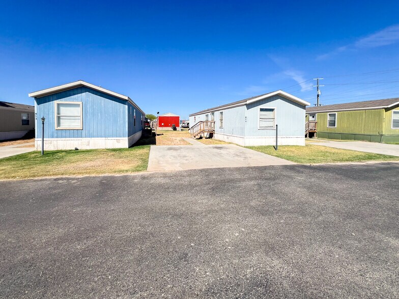 1320 N Fairgrounds Rd, Midland, TX à vendre - Photo du bâtiment - Image 3 de 27