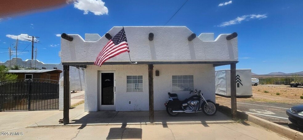 116 Huachuca Blvd, Huachuca City, AZ for sale - Building Photo - Image 2 of 8