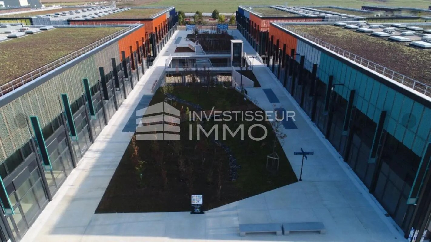 Retail in Tremblay-en-France for sale Aerial- Image 1 of 5