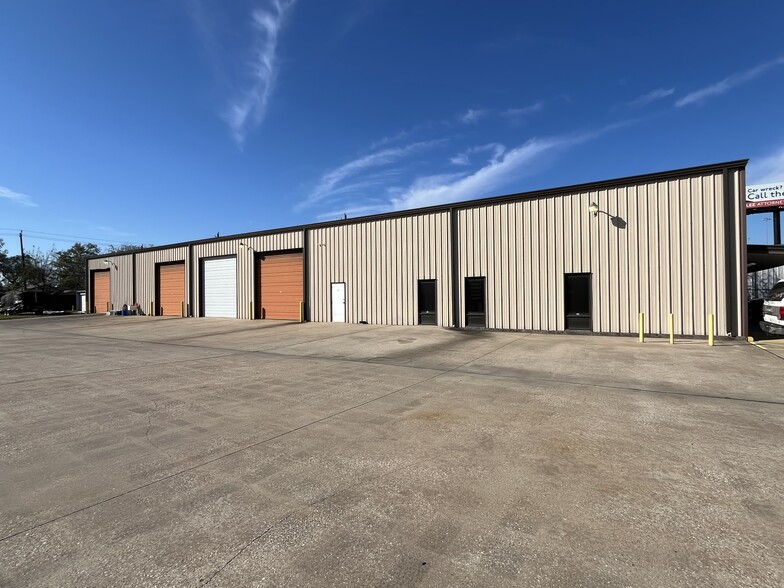 3110 Pasadena Fwy, Pasadena, TX for lease - Building Photo - Image 3 of 6