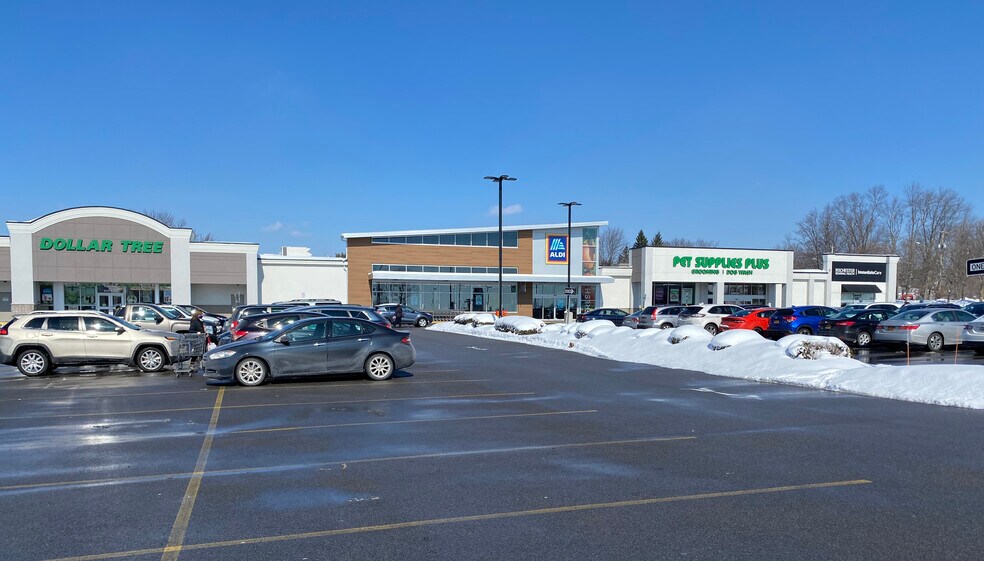 800-810 Paul Rd, Rochester, NY à louer - Photo du bâtiment - Image 3 de 8