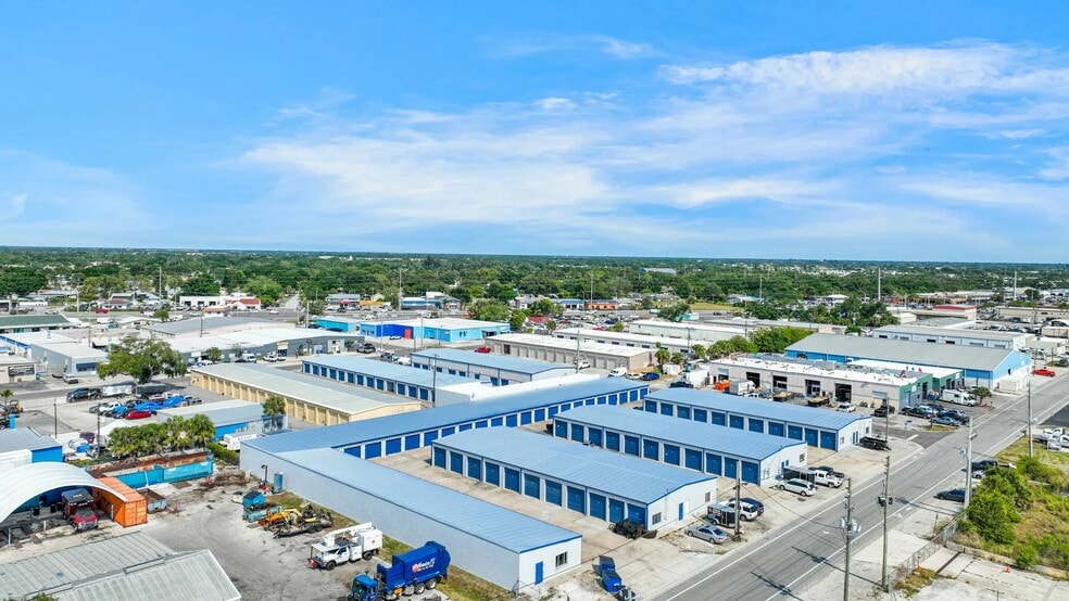 249-268 Seaboard Ave, Venice, FL for sale - Aerial - Image 3 of 23