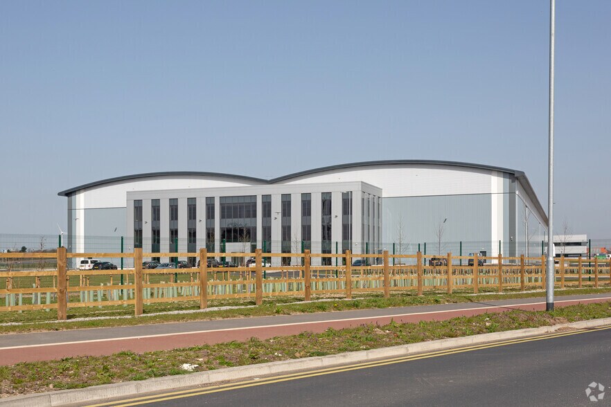 Rawcliffe Rd, Goole à louer - Photo du bâtiment - Image 1 de 3