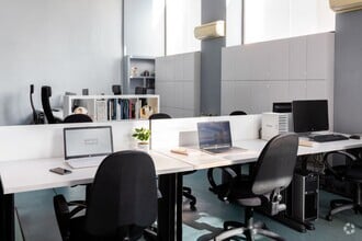 Travesía José Arcones Gil, 3, Madrid, Madrid for lease Interior Photo- Image 2 of 32