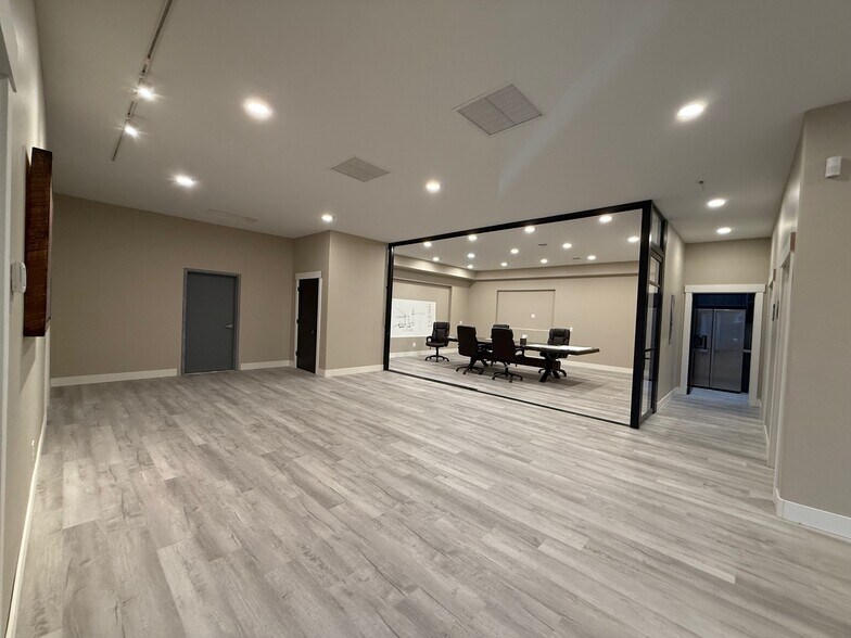 10 7th Ave W, Polson, MT à louer - Photo du bâtiment - Image 3 de 13