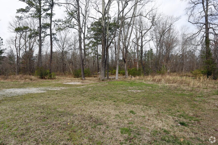 5392 Nansemond Pky, Suffolk, VA à vendre - Photo du bâtiment - Image 2 de 2