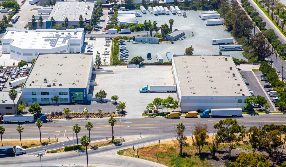 2340 Enrico Fermi Dr, San Diego, CA for lease - Building Photo - Image 2 of 12