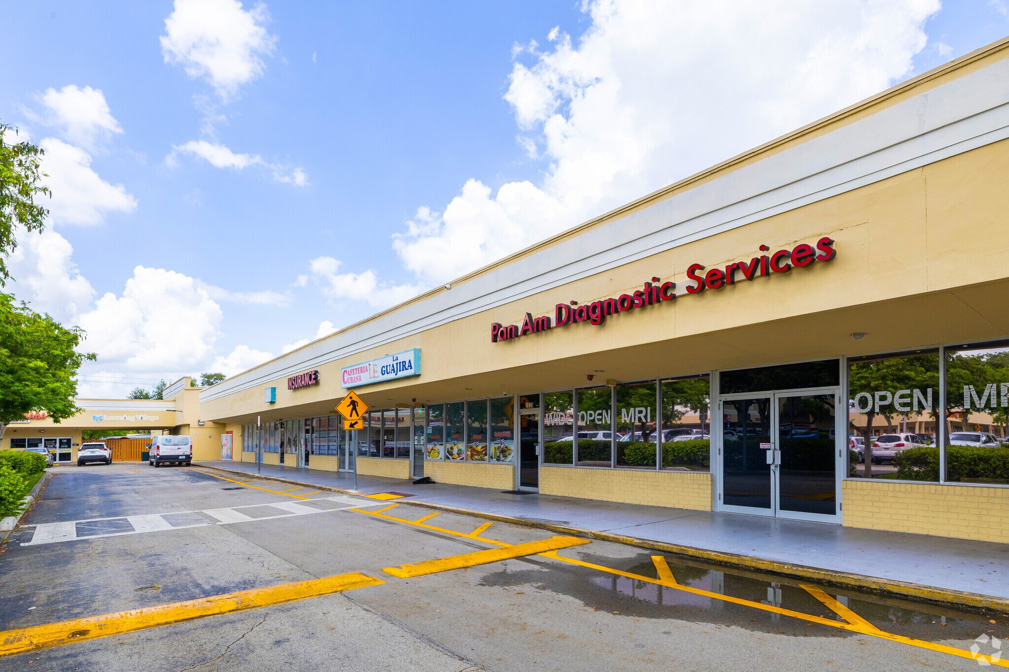 1708 N University Dr, Pembroke Pines, FL à louer Photo principale- Image 1 de 6