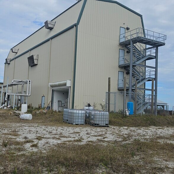 750 154th Ave Ave, Vero Beach, FL à vendre - Photo du bâtiment - Image 3 de 18