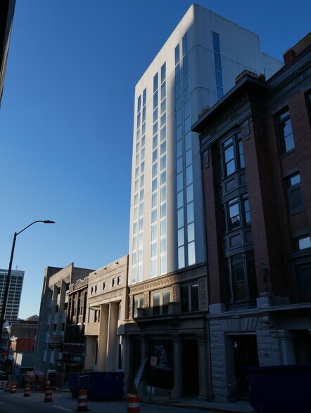 117 E 7th St, Chattanooga, TN à louer - Photo du bâtiment - Image 3 de 10