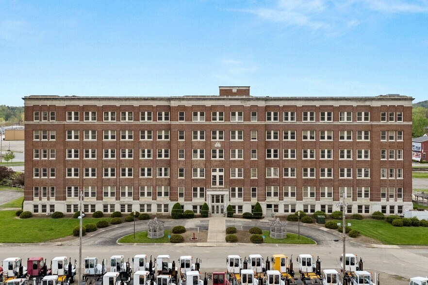 380 N Main St, Mansfield, OH à vendre - Photo du bâtiment - Image 3 de 62