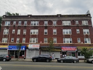 Plus de détails pour 750 S Orange Ave, Newark, NJ - Commerce de détail à louer