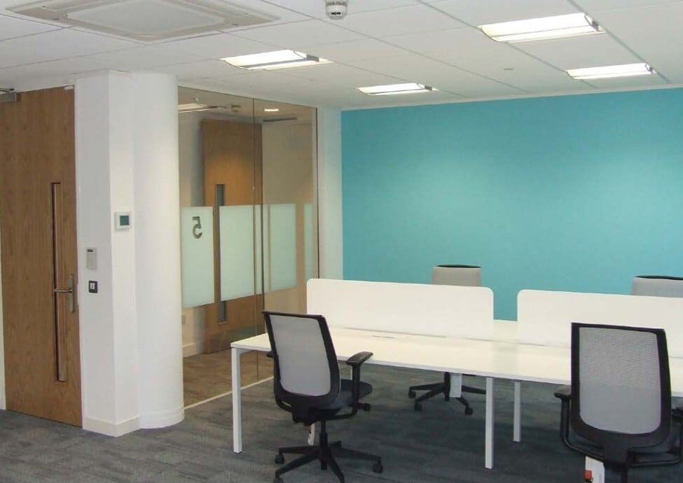 11-20 Devon Place, Newport for lease Interior Photo- Image 1 of 4