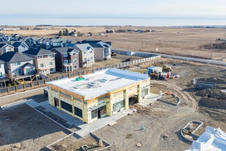 Plus de détails pour 1 Ranchers Blvd, Okotoks, AB - Commerce de détail à vendre