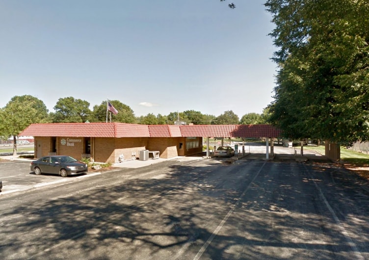 1626 Pattern Dr, Saint Louis, MO for sale - Building Photo - Image 2 of 5