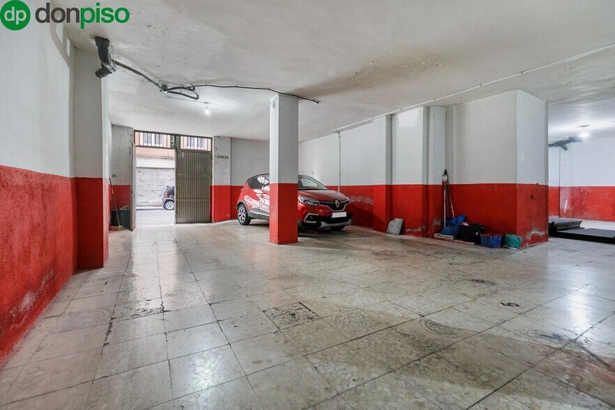 Calle Loma de Dílar, 96, Granada, Granada for sale - Building Photo - Image 2 of 15