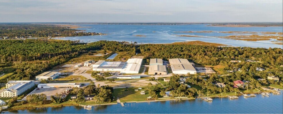 2457 Lennoxville Rd, Beaufort, NC à vendre - Photo du bâtiment - Image 1 de 1