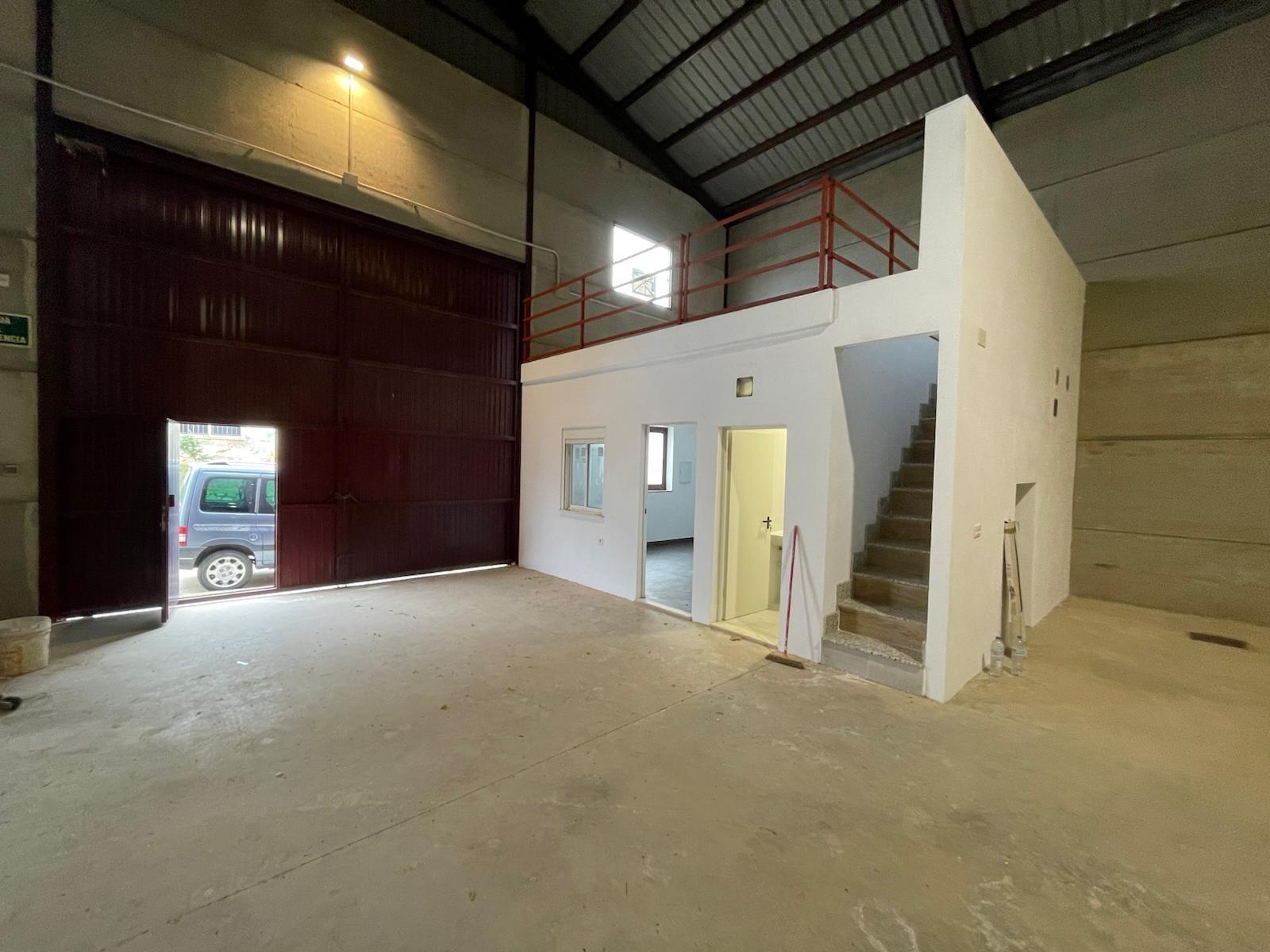 Industrial in Casar de Cáceres for lease Building Photo- Image 1 of 9