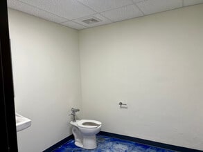 558 Gravois Rd, Fenton, MO à louer Photo intérieure- Image 2 de 8